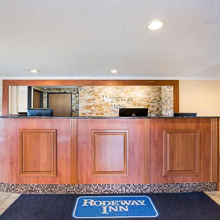 Rodeway Inn Metro Airport-2